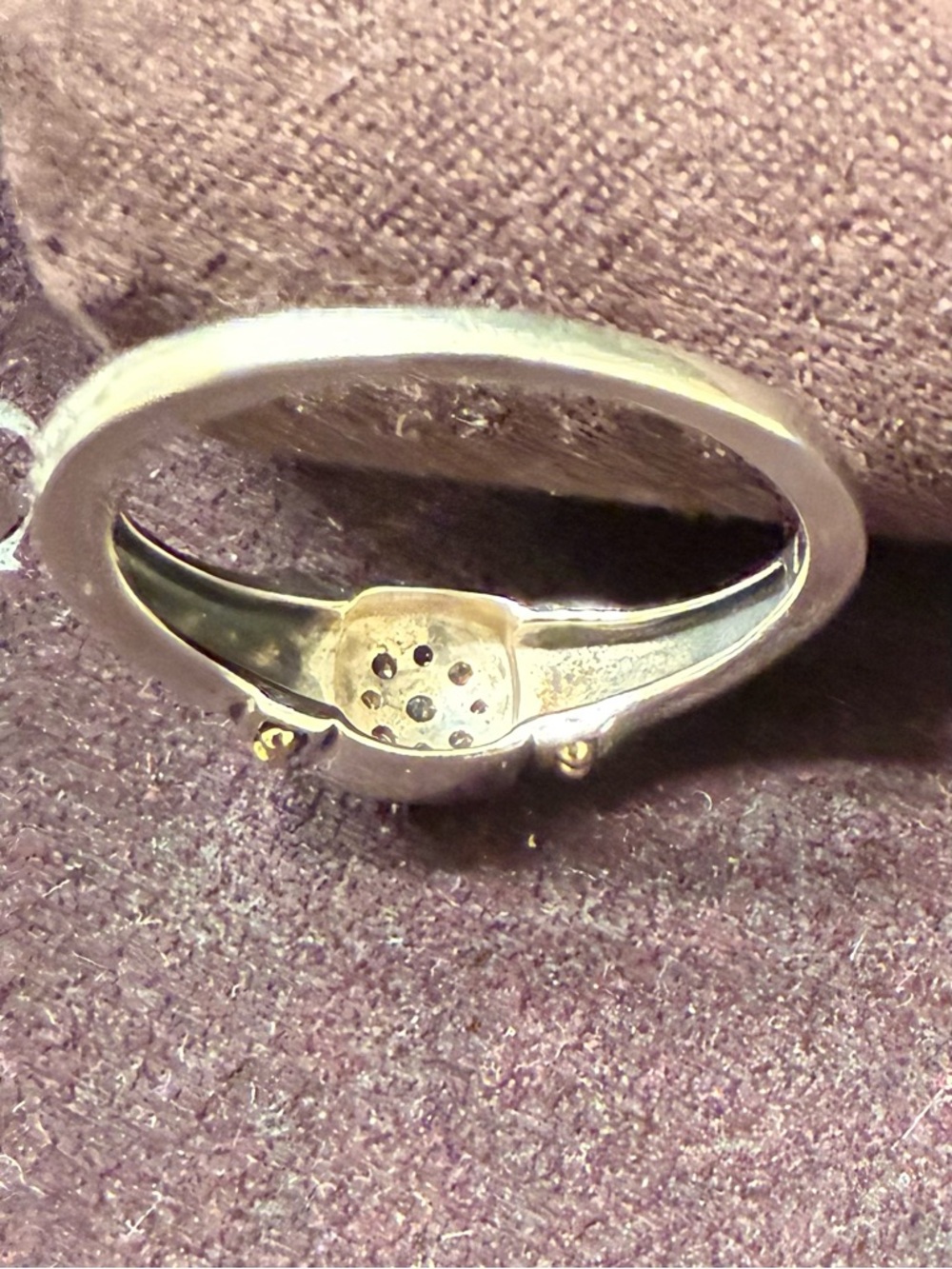 LAGOS Two Tone
Rittenhouse Pavé
Diamond Ring - Picture 13 of 15